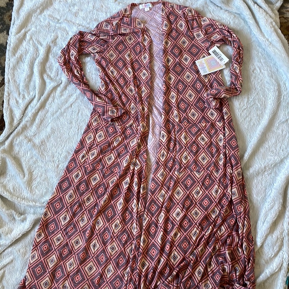 NWT. LuLaRoe. Sarah duster size small